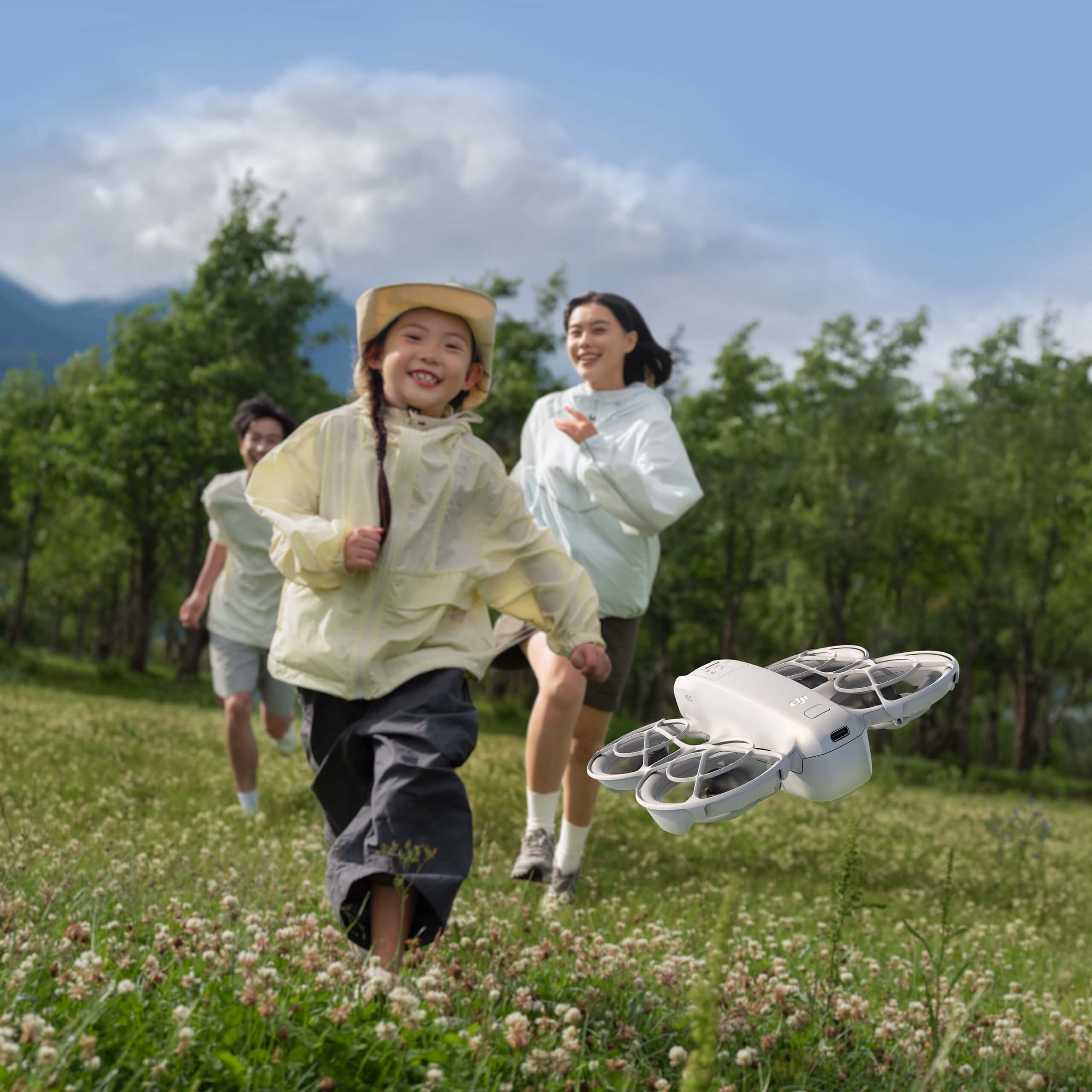 DJI Neo Drone Fly More Combo