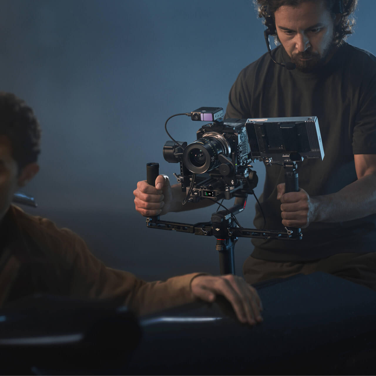 DJI RS 4 Pro Combo Handheld Gimbal Stabiliser